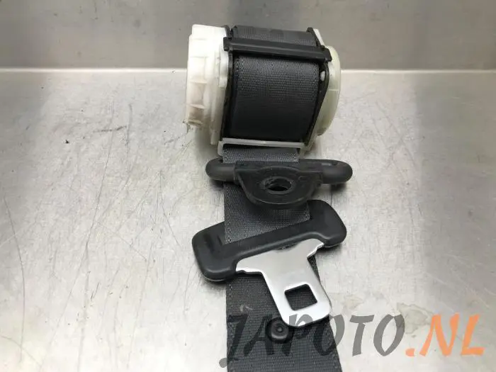 Sicherheitsgurt links hinten Toyota Yaris Verso